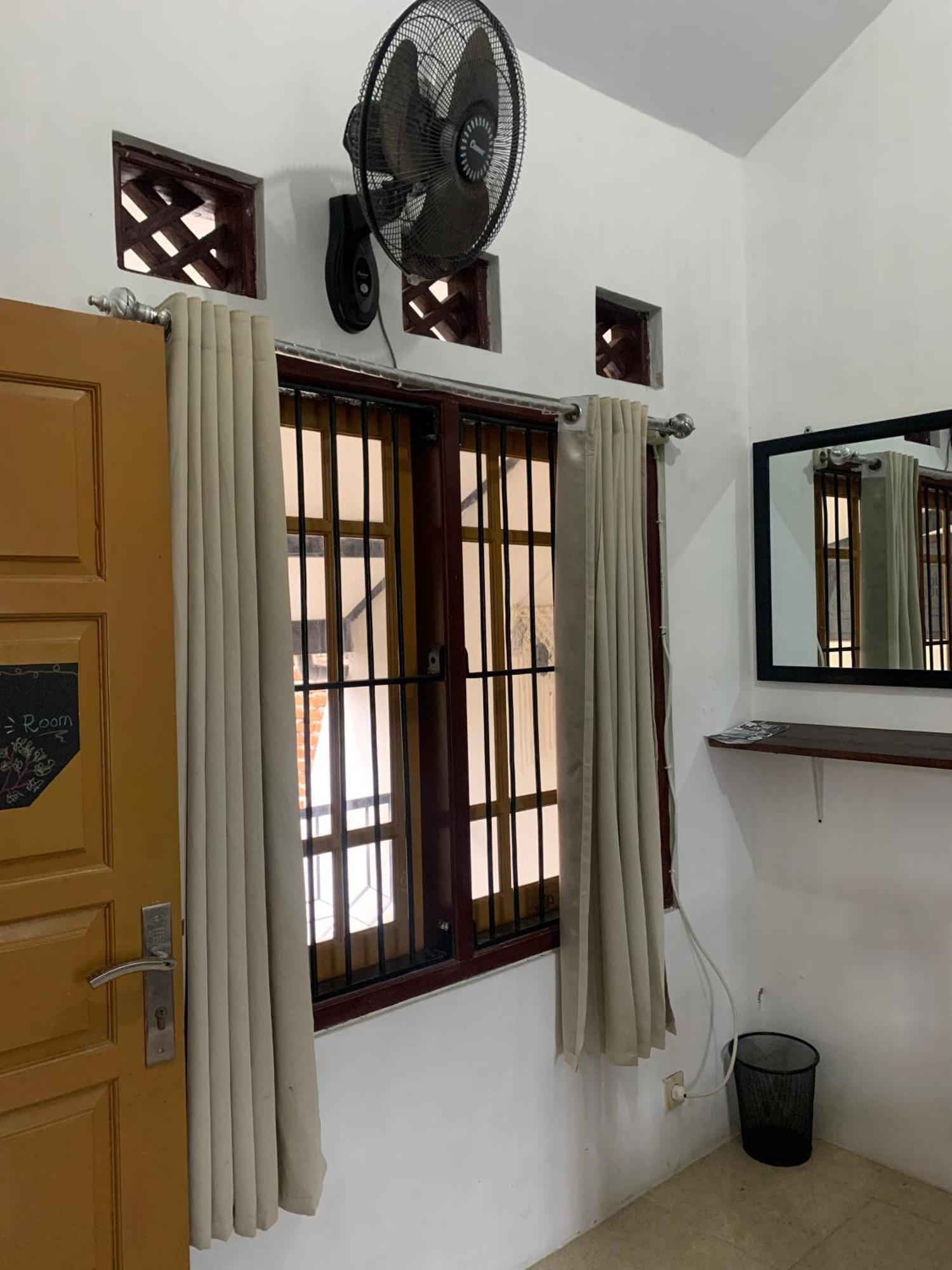 Zzz Hostel Ijen Banyuwangi  Εξωτερικό φωτογραφία